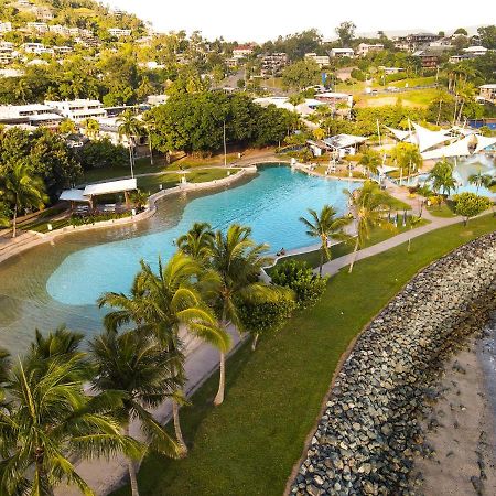 Nomads Airlie Beach (Adults Only) Экстерьер фото