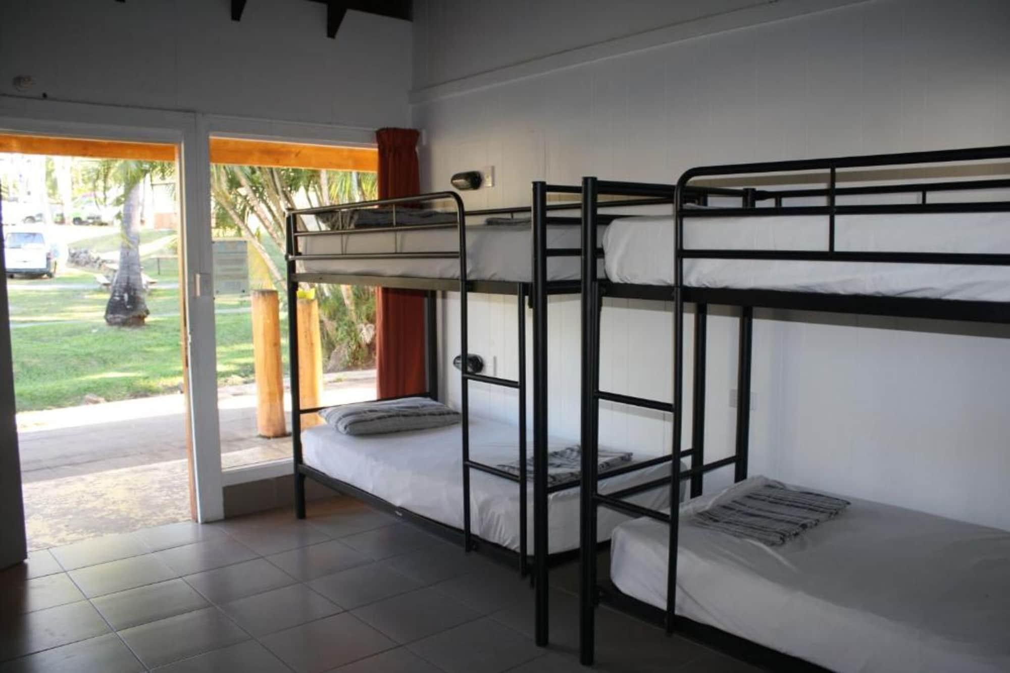 Nomads Airlie Beach (Adults Only) Экстерьер фото