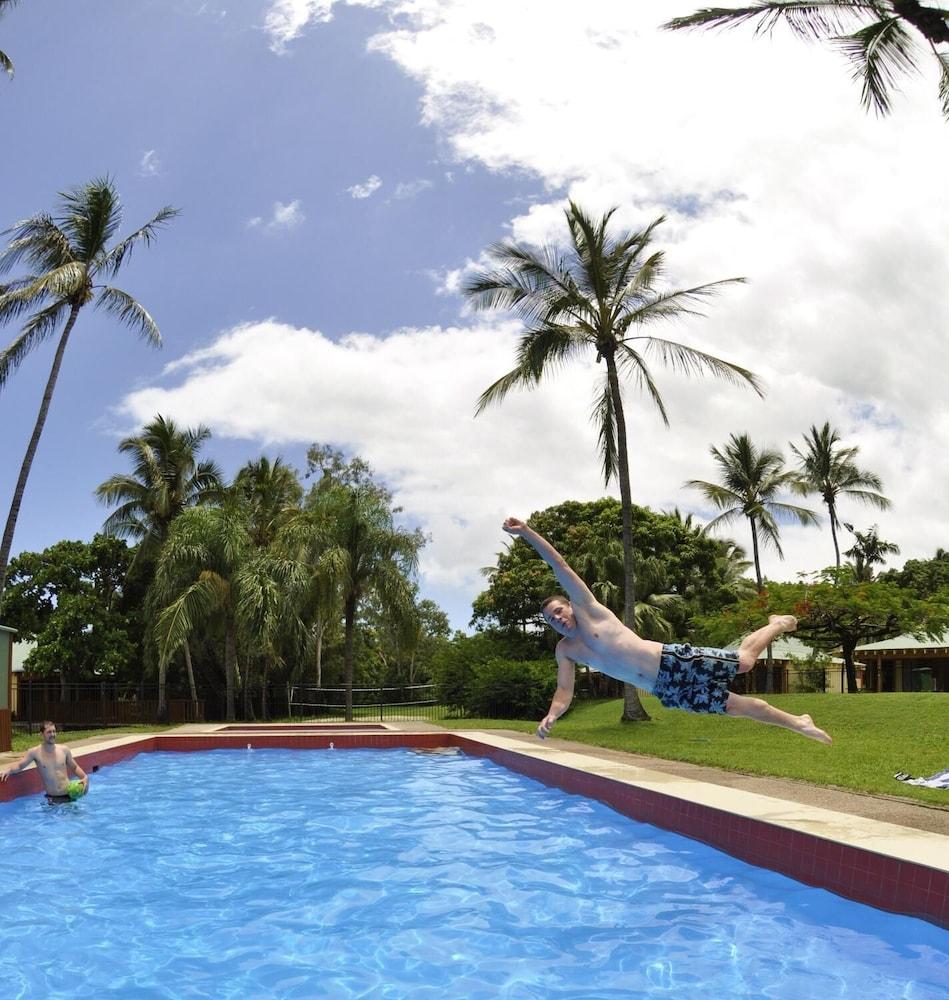 Nomads Airlie Beach (Adults Only) Экстерьер фото