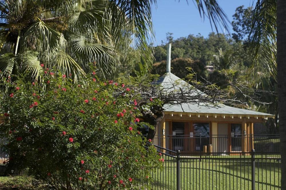 Nomads Airlie Beach (Adults Only) Экстерьер фото