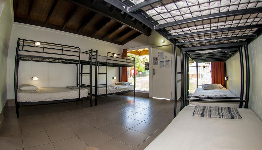 Nomads Airlie Beach (Adults Only) Экстерьер фото