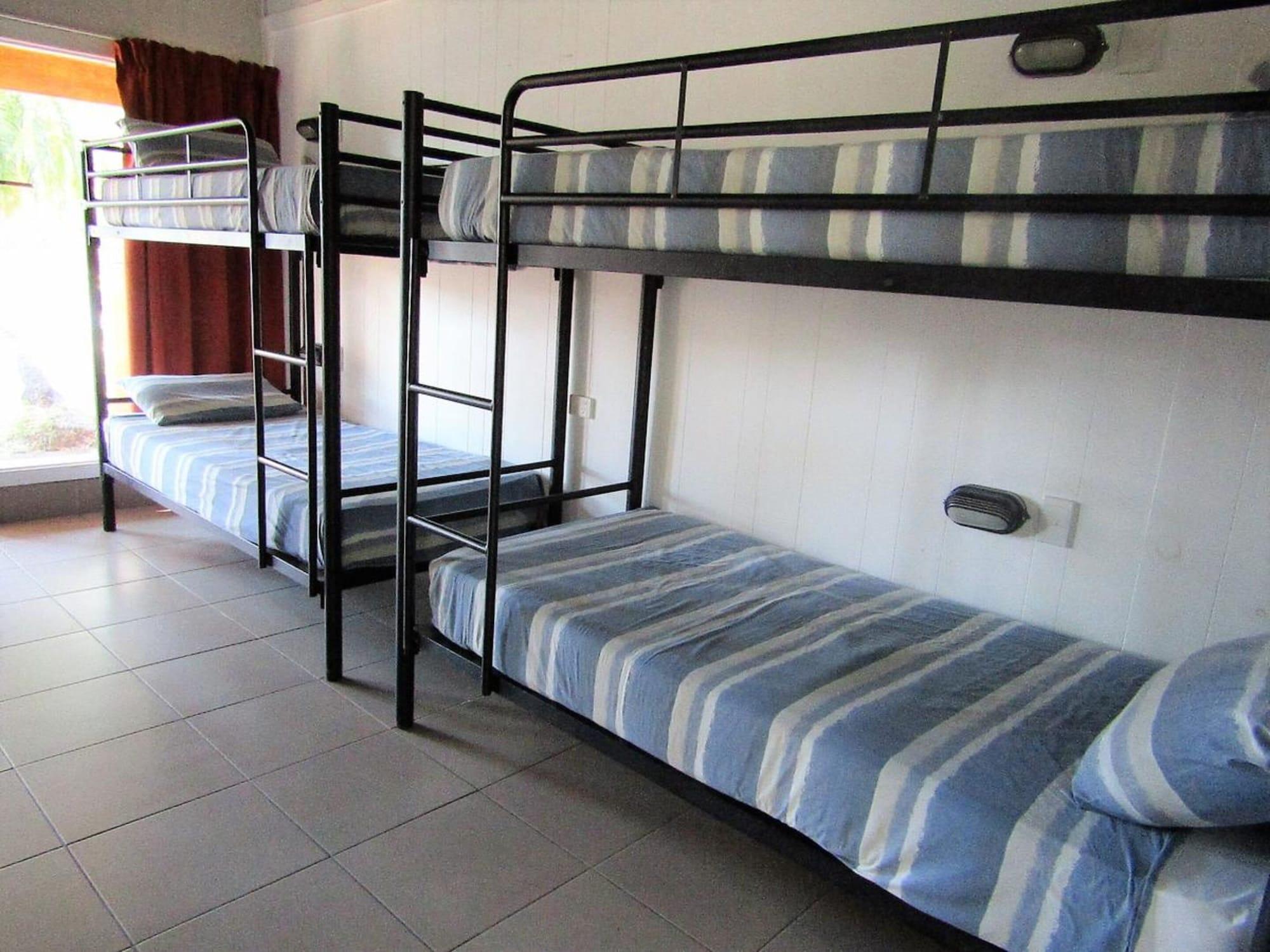 Nomads Airlie Beach (Adults Only) Экстерьер фото
