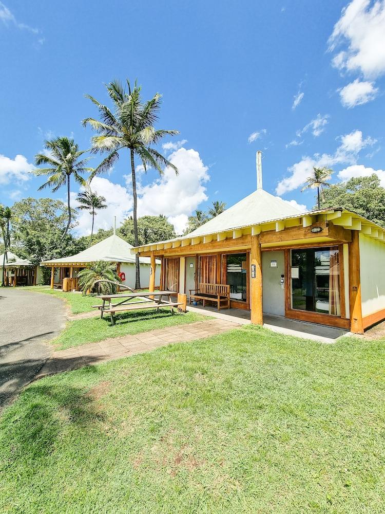 Nomads Airlie Beach (Adults Only) Экстерьер фото