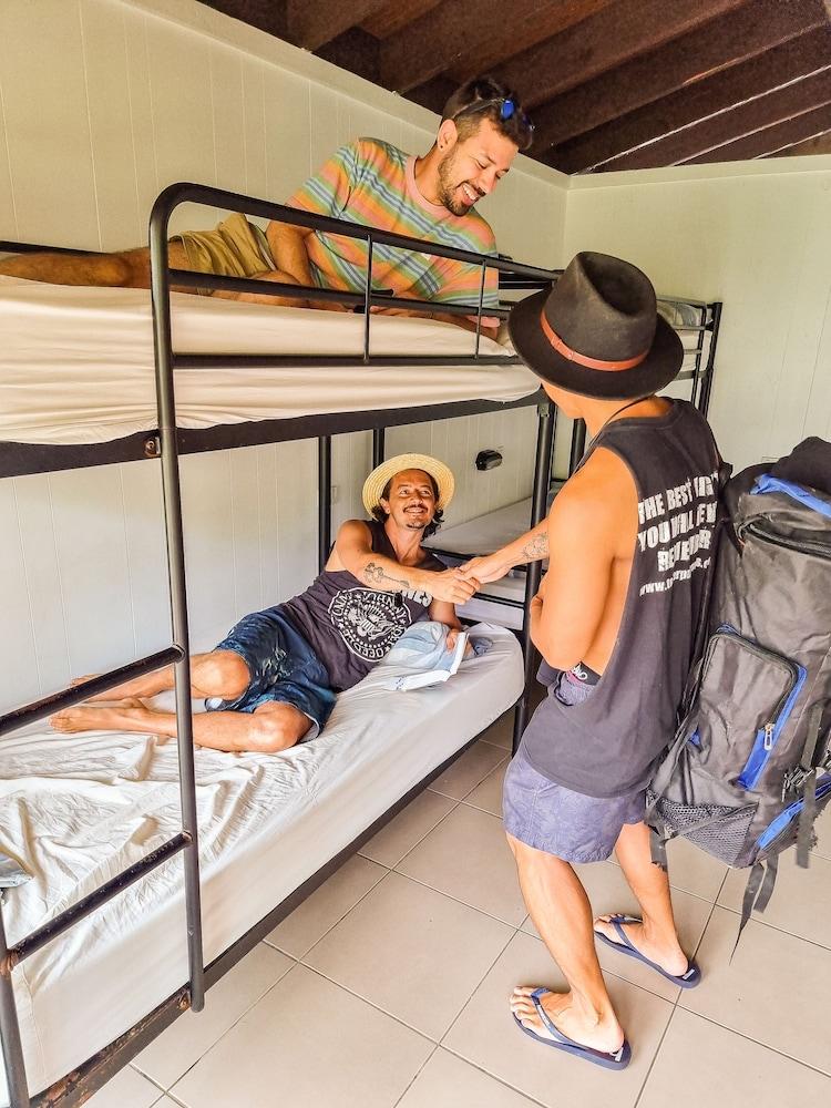 Nomads Airlie Beach (Adults Only) Экстерьер фото