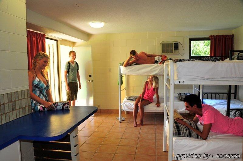 Nomads Airlie Beach (Adults Only) Экстерьер фото